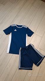 Completo sportivo adidas