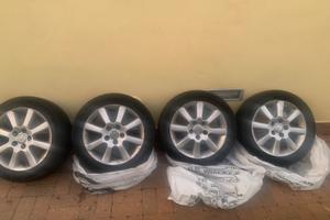 Cerchi e gomme invernali Toyota 205 55 r16 91v