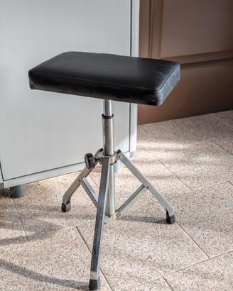 Sgabbello musicale regolabile in altezza