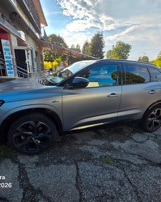 auto con  un anno di garanzia e tegliandi invlusi