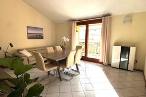 Distinto trivano arredato