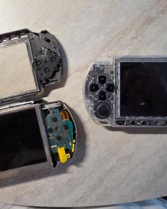 Lotto 2x Sony PSP 1004 (Fat) Per ricambi