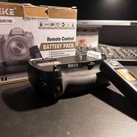 NIKOND750 BATTERY GRIP CON TELECOMANDO NUOVO