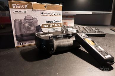 NIKOND750 BATTERY GRIP CON TELECOMANDO NUOVO