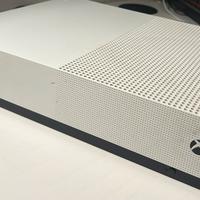 Xbox One Digital perfette condizioni 1 TB