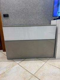 Madia con cassettone e ripiano