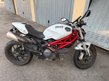Ducati monster 796 +ABS 2011 (depo A2)