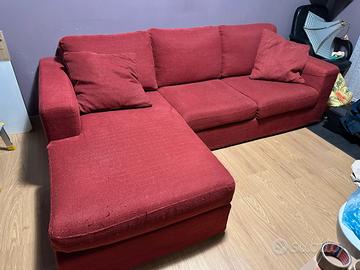 divano poltrone e sofà rosso 