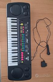 Pianola 37 tasti con microfono