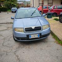 Auto perfetta in tutto carrozzeria e motore