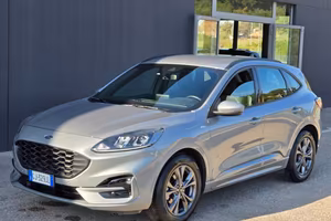 FORD Kuga 1.5 120 AT8 ST-Line X Retrocamera