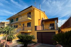 Parco Vittoria 1 Varcaturo - Villa ristrutturata