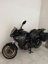 YAMAHA TRACER 7