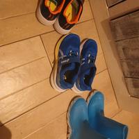 2 scarpe bimbo + stivali 50€ tutto nuovo