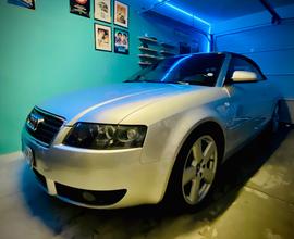 AUDI A4 2ª serie - 2003