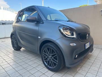 Smart Fortwo cabrio pelle 90cv Brabus automatica