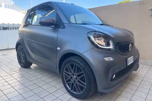 Smart Fortwo cabrio pelle 90cv Brabus automatica