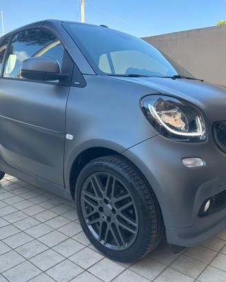Smart Fortwo cabrio pelle 90cv Brabus automatica