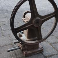 pompa per acqua n 3 vintage