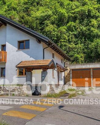 Casa indipendente di 261 m² con 5 locali e box aut