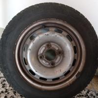 Cerchi con gomme