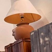 Lampada in coccio decorata con frutta – stile clas