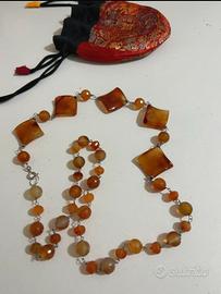 Collana ambra