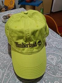 cappello con visiera 