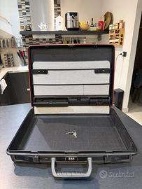 Valigetta ventiquattrore rigida Delsey Club vintag