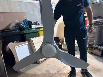 Pala a soffitto con luce integrata e telecomando