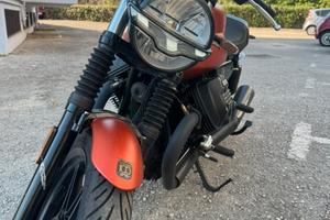 Moto Guzzi V7 Stone