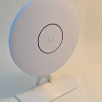 Ubiquiti U7 Pro XG table stand