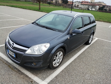 Opel Astra Autocarro 5 posti 1.7 cdti