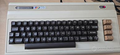 COMMODORE VIC 20 PRIMA SERIE