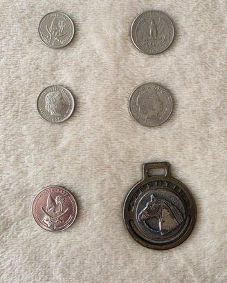 Lotto Monete Estere e Ciondolo/Medaglia Vintage AR