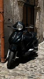 Piaggio Beverly 500
