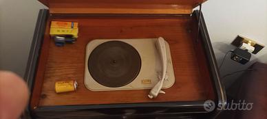 Radio d'epoca, marca Phonola, modello 660