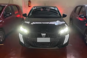 Peugeot 208 Restyling (12/2023) –  pari al nuovo