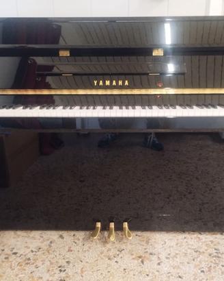 Pianoforte Yamaha B1 anno 2020 trasporto incluso