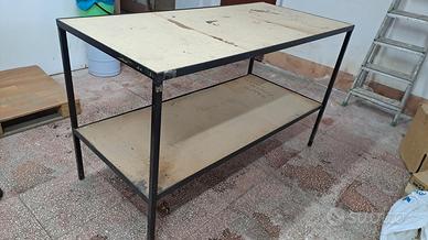 Tavolo da lavoro in ferro