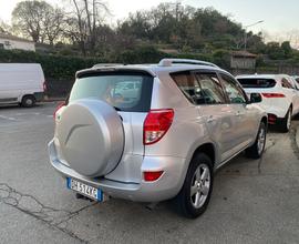 Toyota RAV4 2.2 D-4D 136 CV Sol GANCIO TRAINO