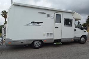 camper semintegrale Laika