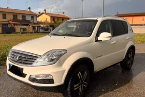 Rexton Ssangyong w 2.2 diesel 4ws