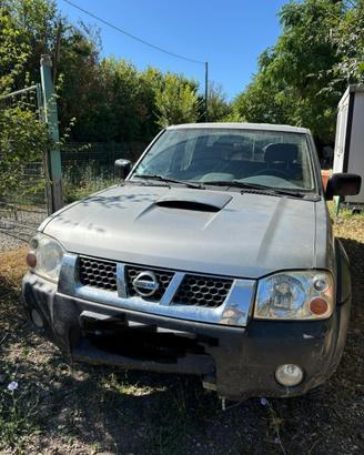 Nissan Navara Double Cab 2004 | PER RICAMBI