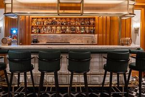 Restaurant & Lounge Bar