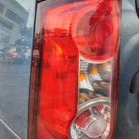 DACIA LOGAN 2007 - STOP POSTERIORE SINISTRO