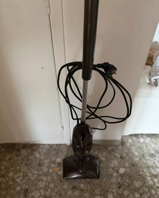 Scopa elettrica e lavapavimenti