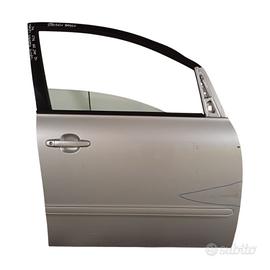 PORTIERA ANTERIORE DESTRA TOYOTA Avensis Verso 670