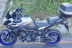 YAMAHA TRACER 900