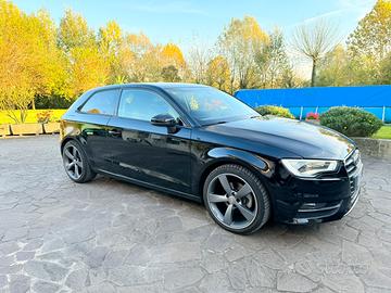 Audi A3 TDI 1.6 S Tronic 3 Porte optional++